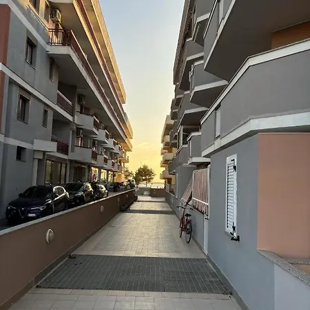 Διαμέρισμα Via Castelsardo 41 *